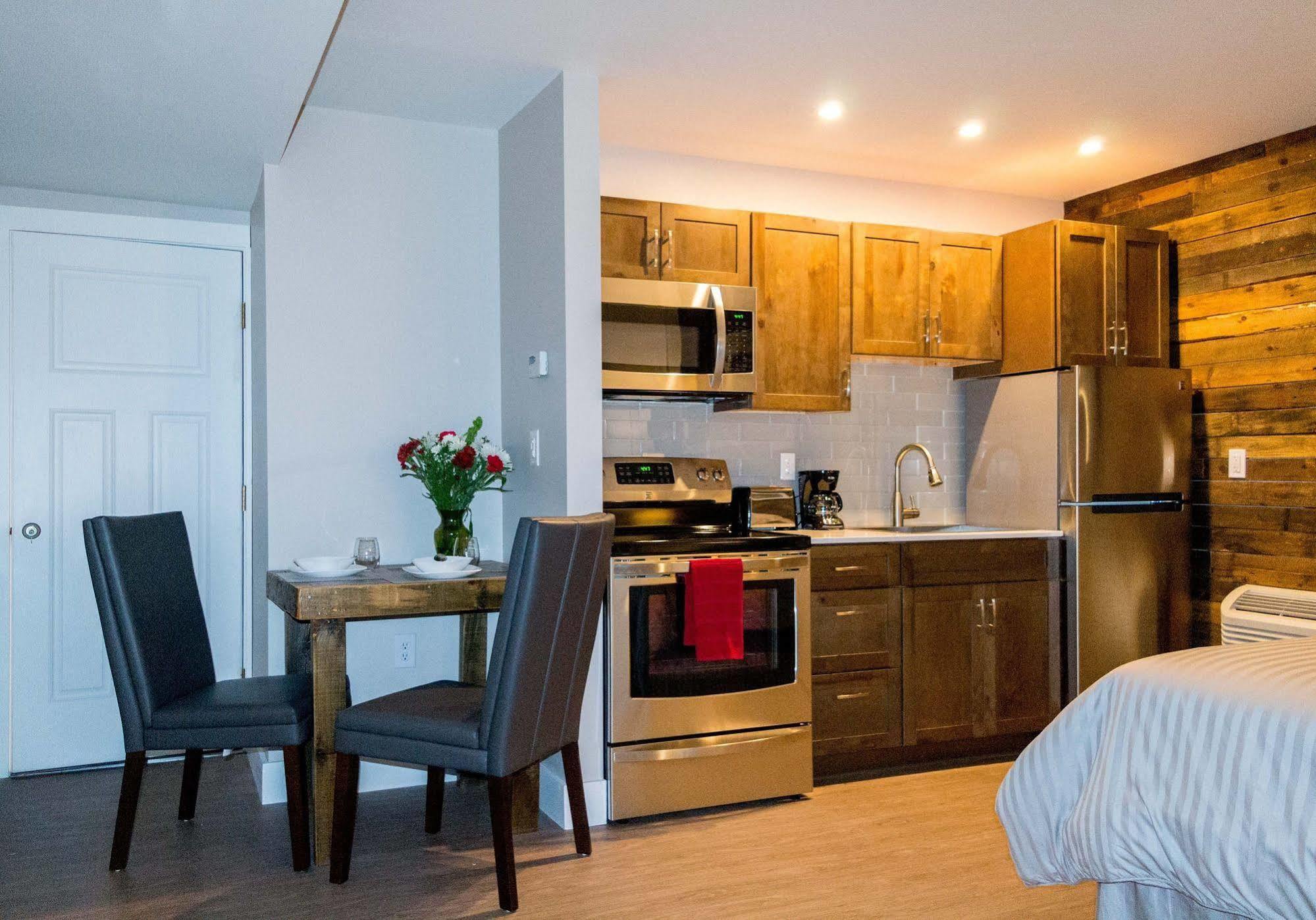 Lake Placid Inn: Residences エクステリア 写真